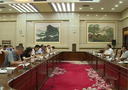 黨政班子聯(lián)席會議.jpg