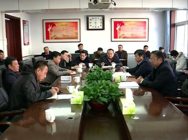史林友主持召開全域旅游示范區(qū)創(chuàng)建工作領(lǐng)導(dǎo)小組會(huì)議.jpg