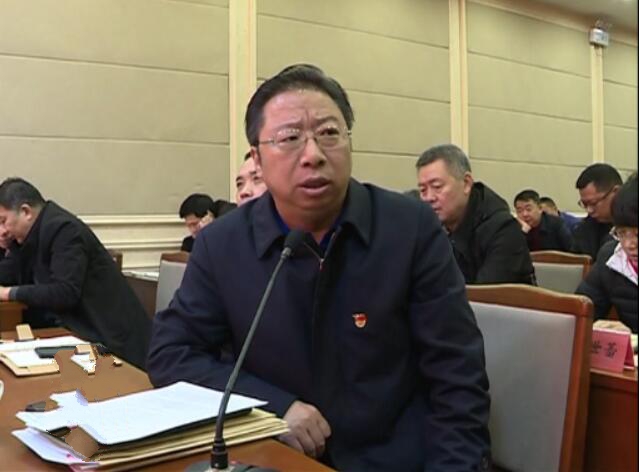 我縣組織收聽收看省市扶貧成效考核反饋問題整改工作會議.jpg