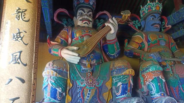 下載 (1).jpg