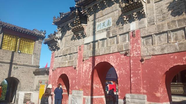 下載 (4).jpg